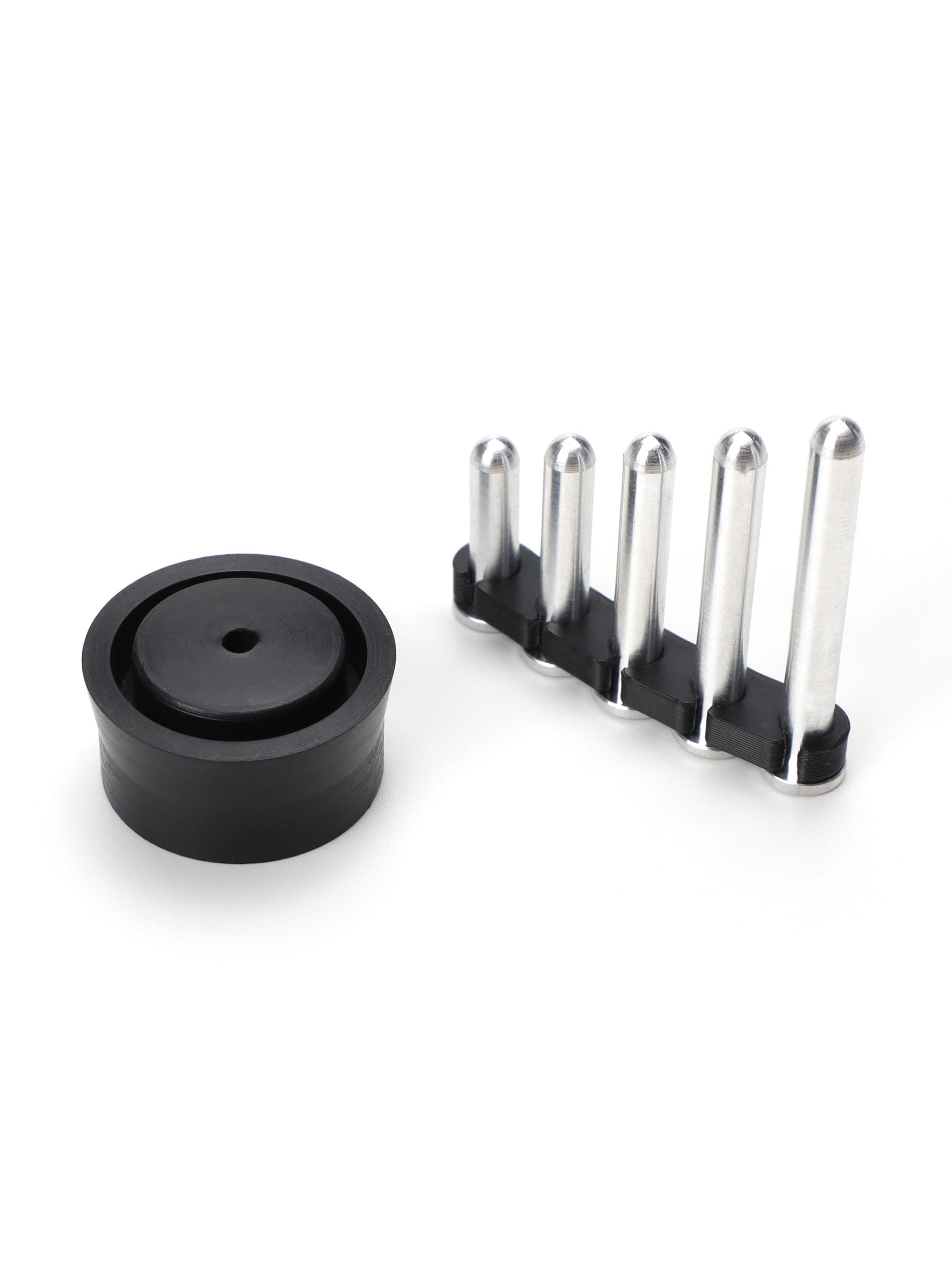 Airbrake kit contents: CNC piston head and five aluminum pins from 10 to 24 mm for the SSG96